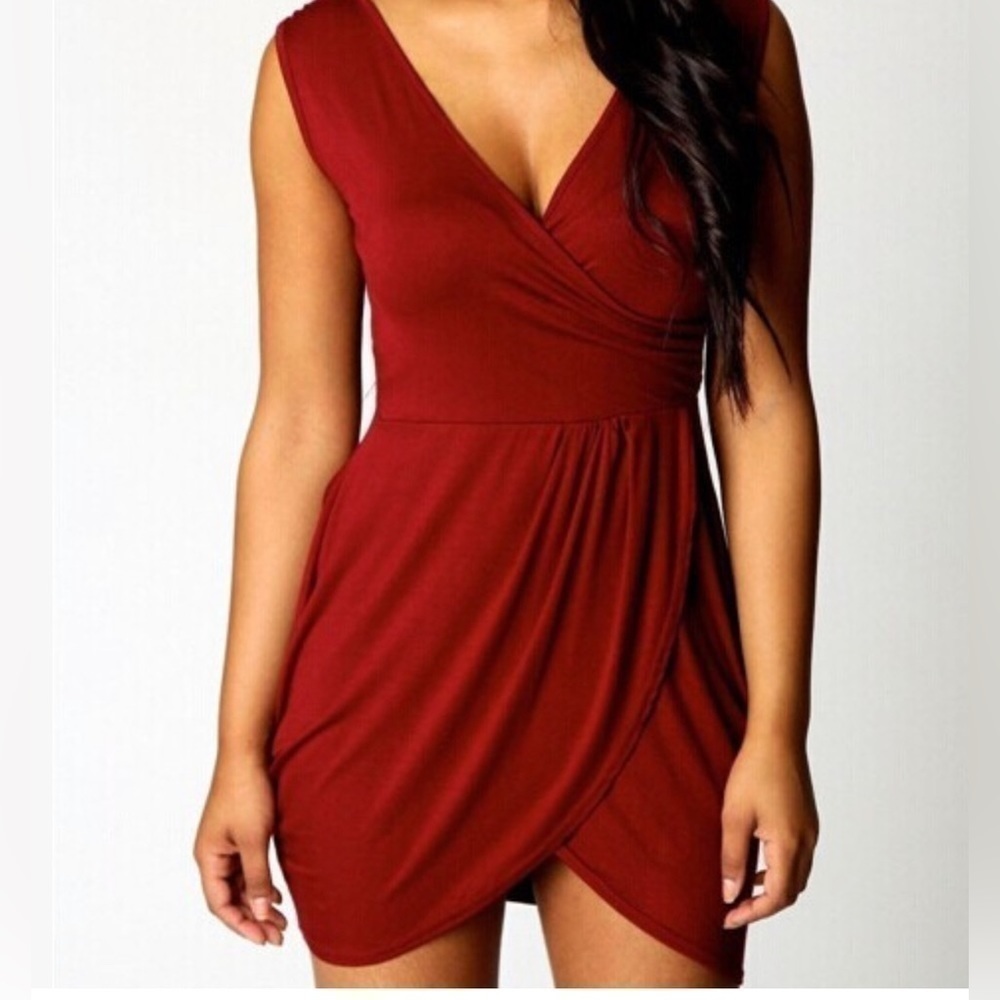 𝅺V-NECK Tulip Shape Irregular Mini Dress Red size Medium - Picture 5 of 7